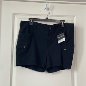 Eddie Bauer NWT Black Cargo Shorts
